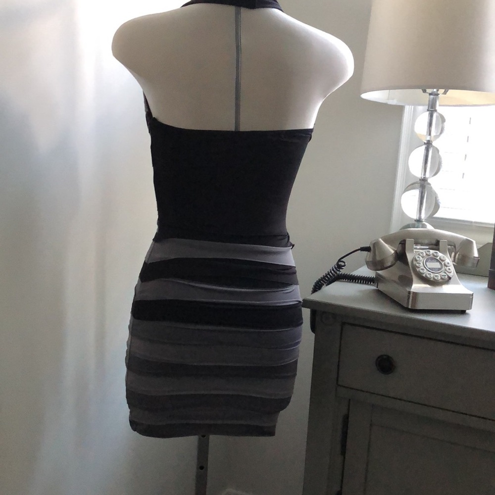 Dress - Picture 2 of 6